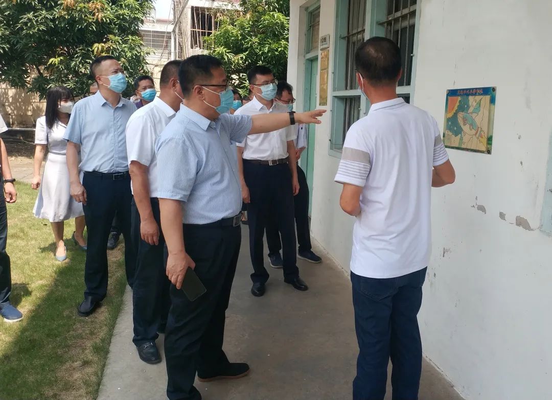 省教育厅党组书记朱孔军赴揭阳市揭东区调研基础教育工作